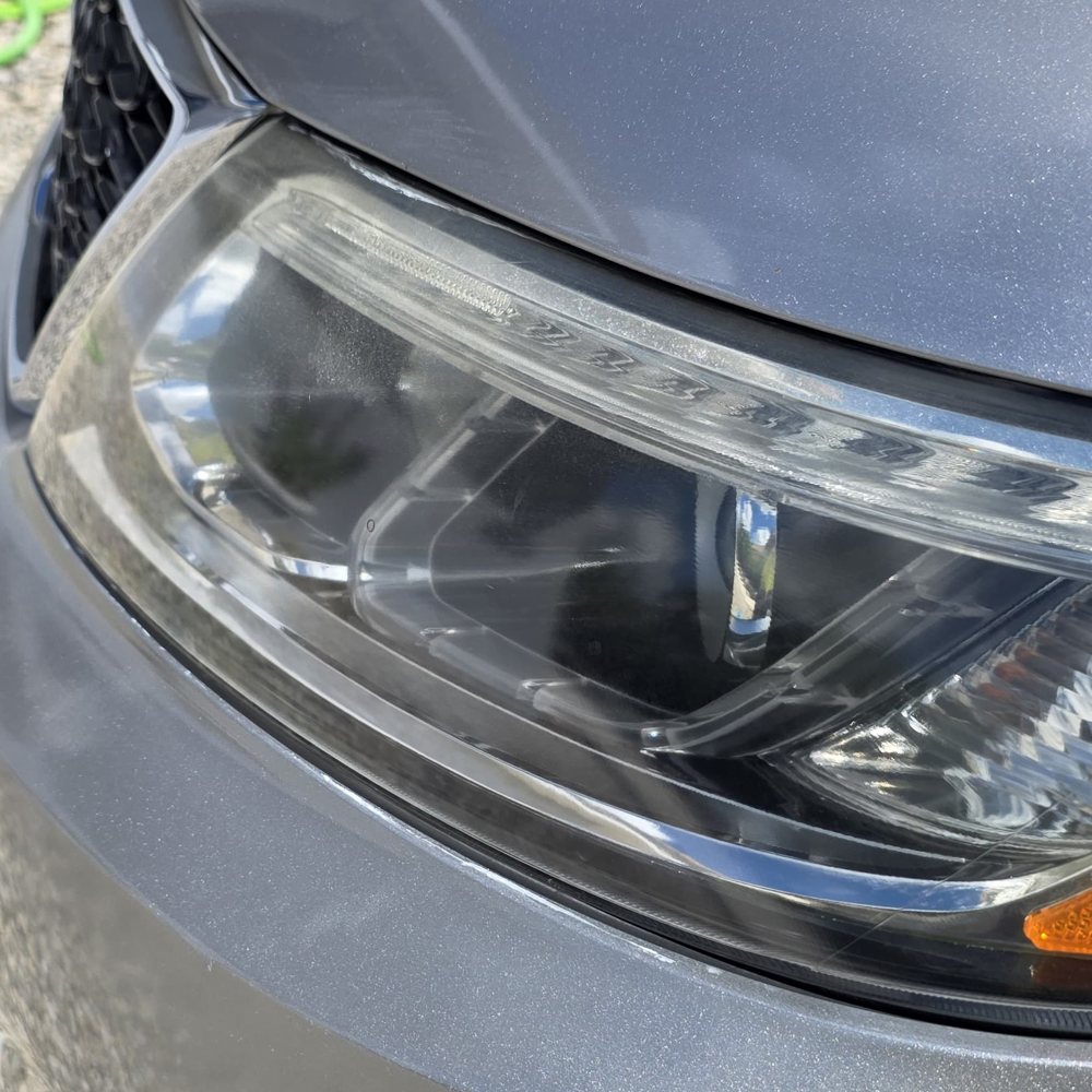 Kia Sorento headlight after restoration